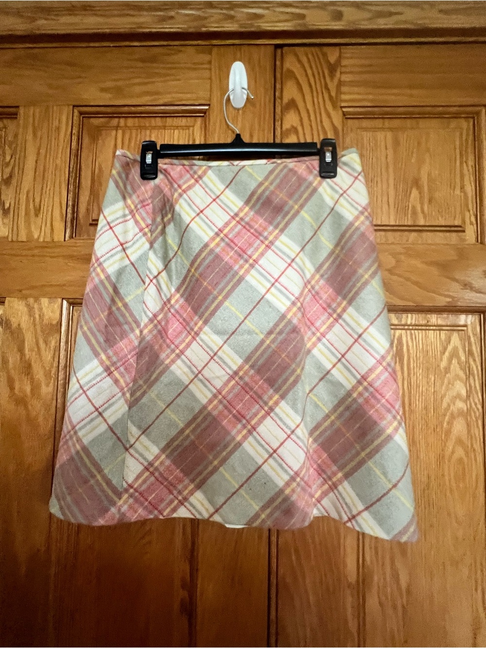 Ann Taylor Loft - Classic Plaid A-Line Skirt in Pink and Cream